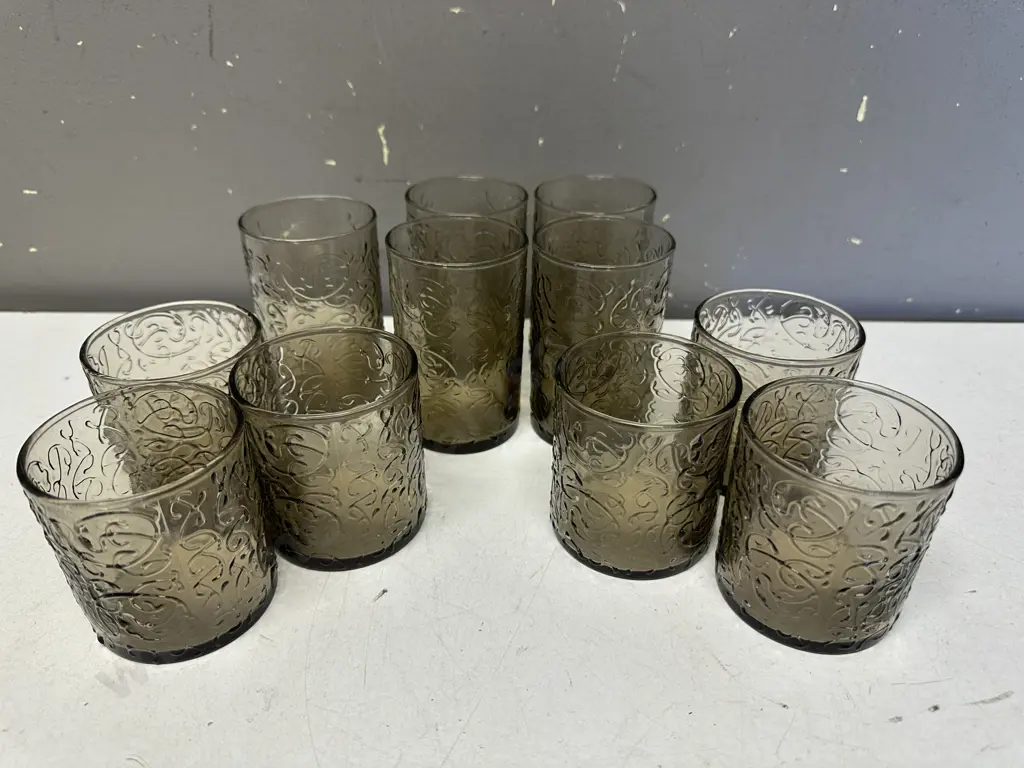 Rare 1970 Kggru Manu/Koru Smokey Glasses Image 1++