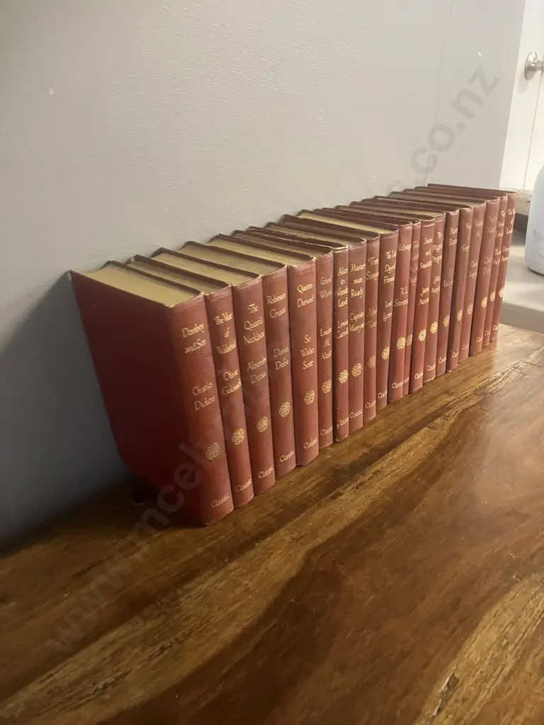 Complete Set of 20 Volumes Alexander Classic Library Published by Thomas Nelson & Sons c.1950, Edinburgh, Faux Leather Image 1++