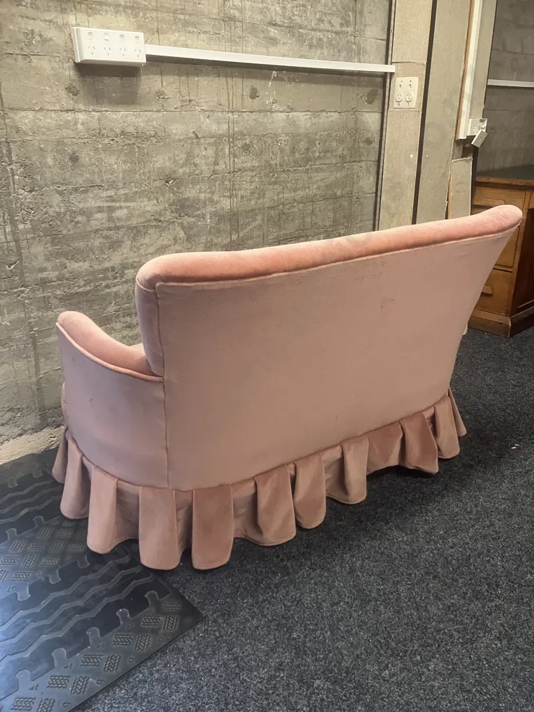 Vintage Pink Draylon Button Backed Curved Arm Sofa. 77 x 122cm Image 1++