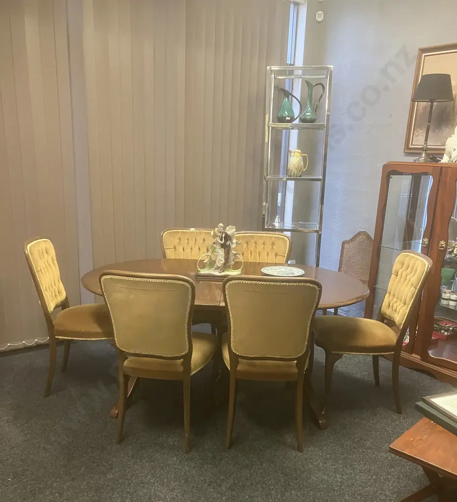 Oval Mahogany Extension Table (102 x 160cm) With 6 Gold Draylon Button Backed Dining Chairs Image 1++