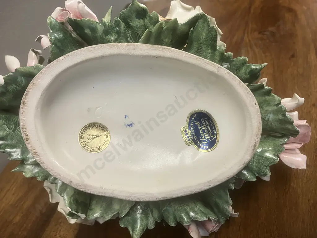 Vintage Visconti Mollica Capodimonte Porcelain Floral Arrangement Made In Italy. 14 x 25cm Image 1++