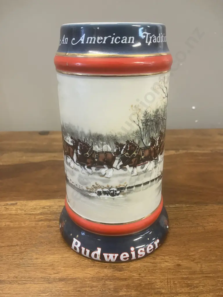Vintage 1990 "An American Tradition" Anheuser Busch Budweiser Holiday Stein. 18cm Image 1++