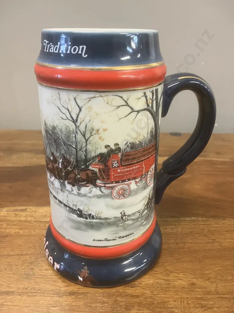 Vintage 1990 "An American Tradition" Anheuser Busch Budweiser Holiday Stein. 18cm Image 1++