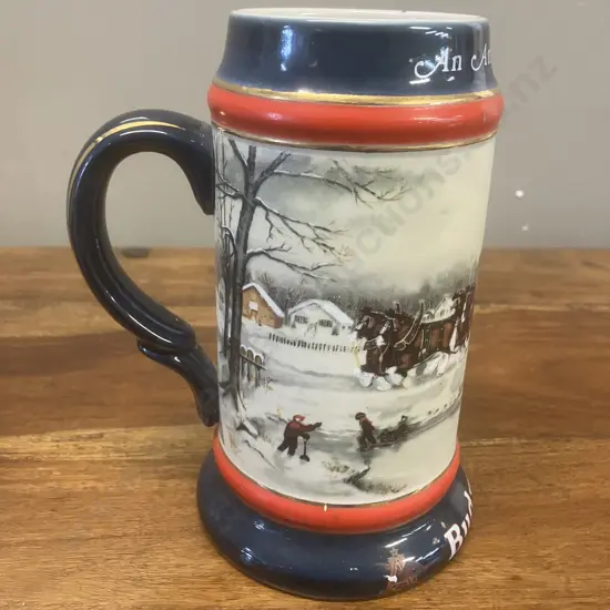 Vintage 1990 "An American Tradition" Anheuser Busch Budweiser Holiday Stein. 18cm