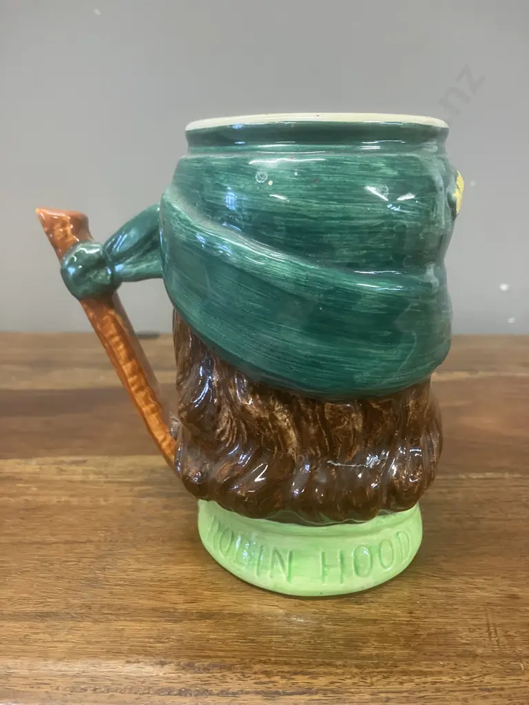 Robin Hood Hand Painted Lancaster & Sandland Ware Character Toby Mug England Image 1++