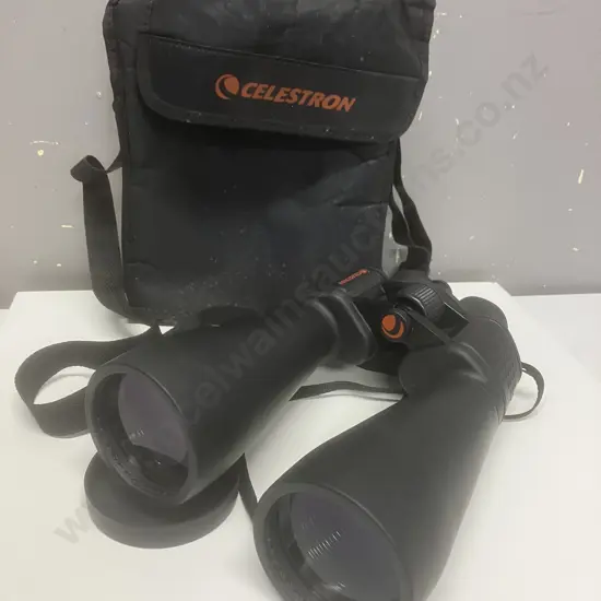 Celestron SkyMaster 15x70 Binoculars With Carry Bag. FOV 4.4, Long Eye Relief
