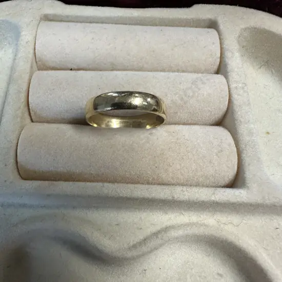 Stamped 18ct ring
