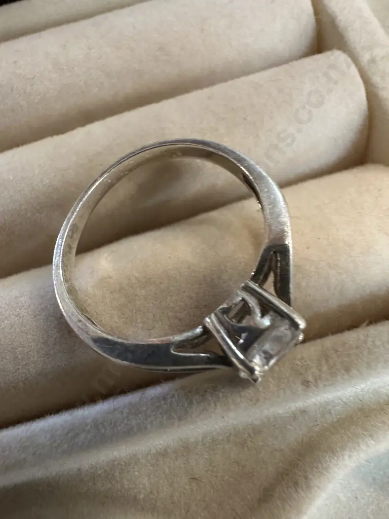 Stamped ? Ring Large Clear Stone With Eight Small Stones Image 1++