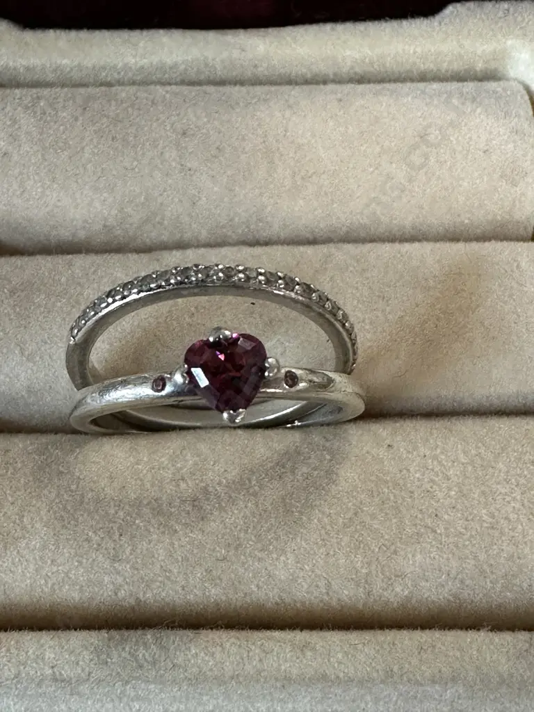 Pandora Sterling Silver 925 Heart Shaped Red Stone Ring And Band Image 1++