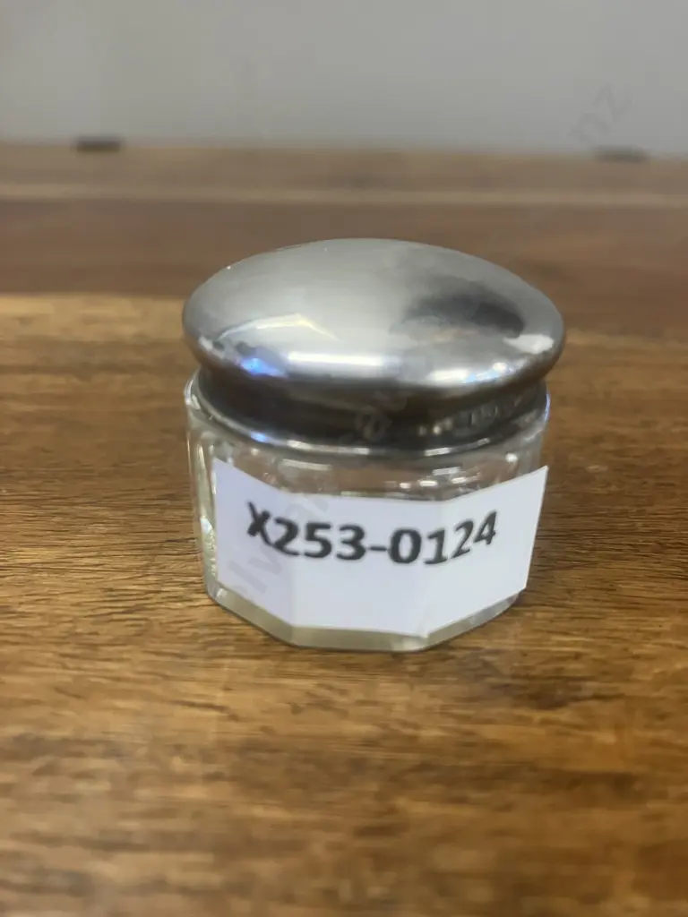 Antique Sterling Silver-Lidded Vanity Jar, Hallmarked (G&C..?) Birmingham 1920 Image 1++