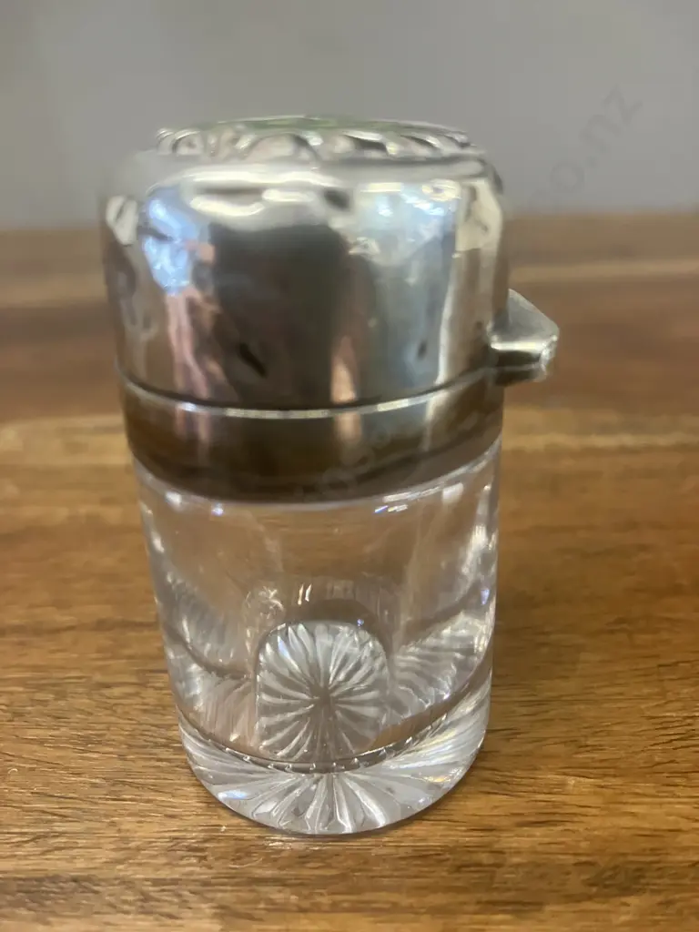 Antique George V Sterling Silver Scent Bottle, Enamel Scot's Thistle by John Grinsell & Sons Birmingham Hallmarked 1912 Image 1++