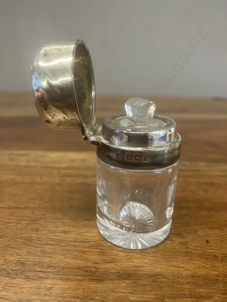 Antique George V Sterling Silver Scent Bottle, Enamel Scot's Thistle by John Grinsell & Sons Birmingham Hallmarked 1912 Image 1++