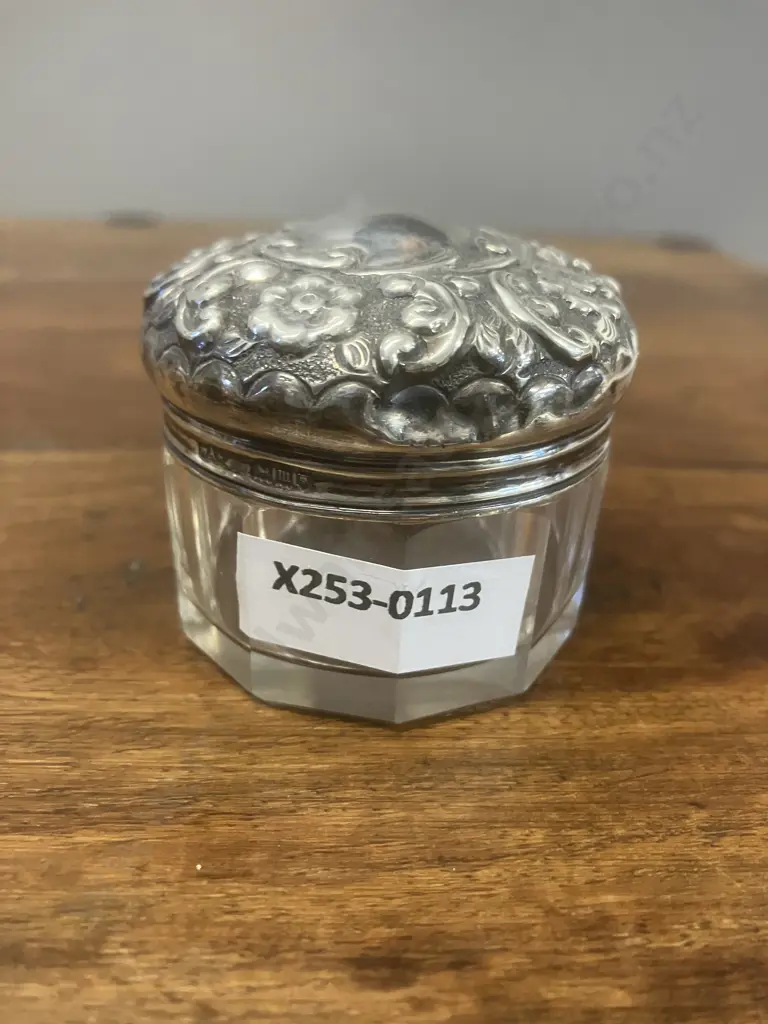 Edwardian Antique Sterling Silver-Lidded Vanity Jar, by William Amaziah Ellwick London Hallmarked 1907 Image 1++