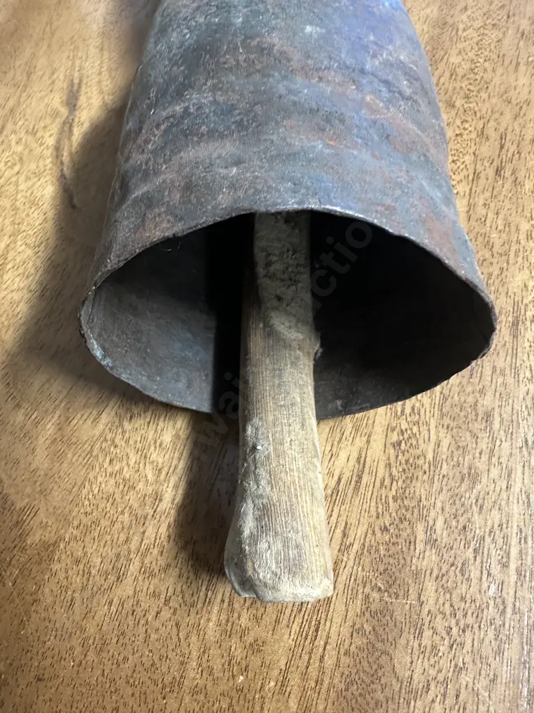 Vintage Antique Pastoral Livestock Bell Image 1++
