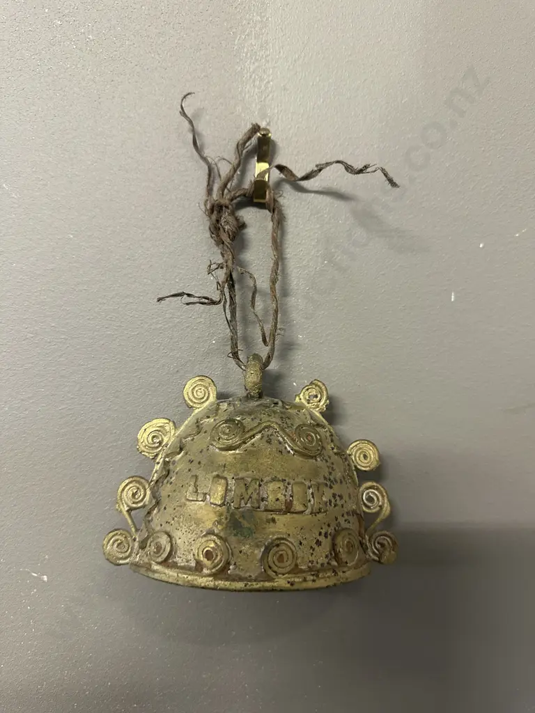 Antique Style Brass Bell Domed Shape Embossed Swirls Image 1++