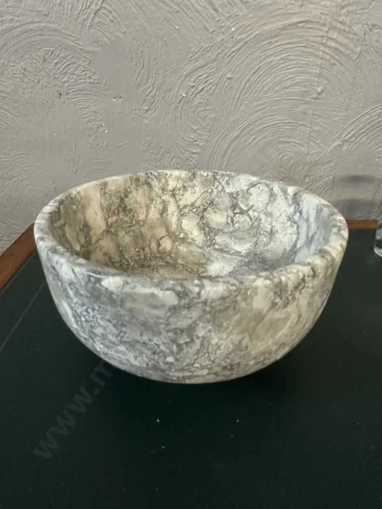 Round Marble Style Bowl Image 1++