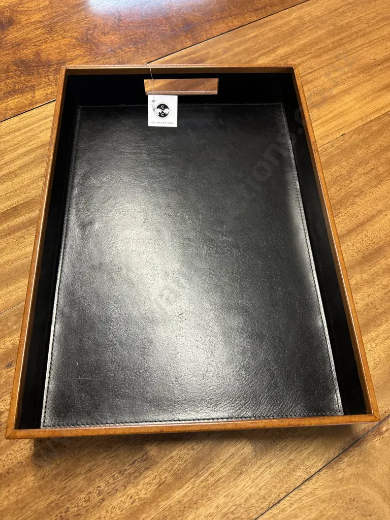 New C.C Interiors Double Handled Serving Tray 44x31cm. Image 1++
