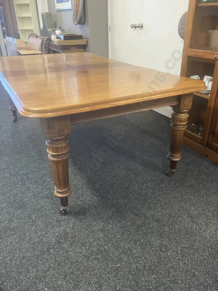 Oak Crank Extension Table With 3 Leaves, On Castors (No Handle)H76 L213 W121cm Image 1++