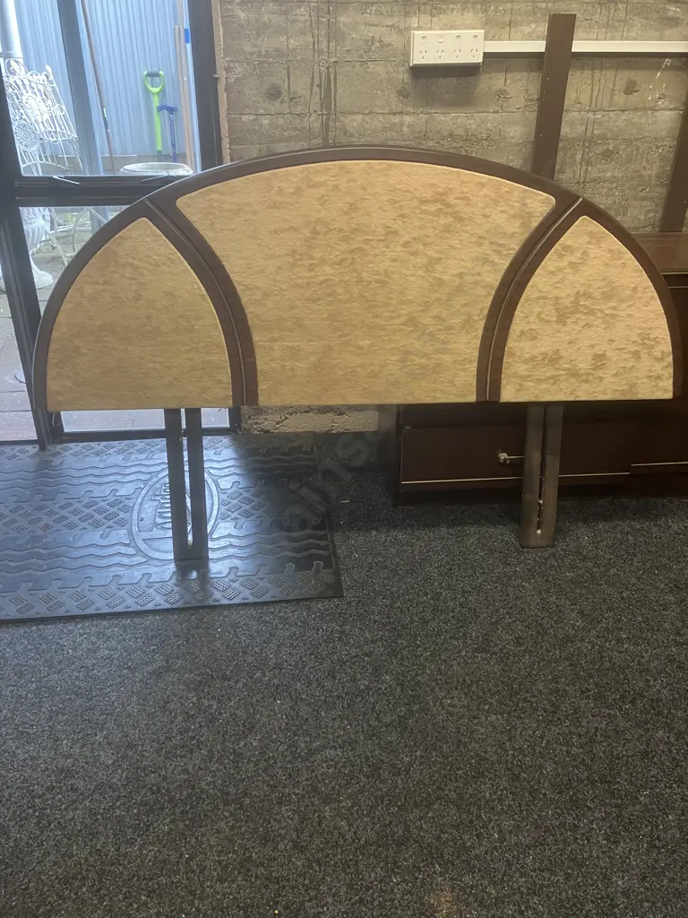 Vintage 'Contessa' 5 Piece Bedroom Set, Arched Headboard With Velour Panels, Arched Tri-Mirrored Dressing Table Etc Image 1++