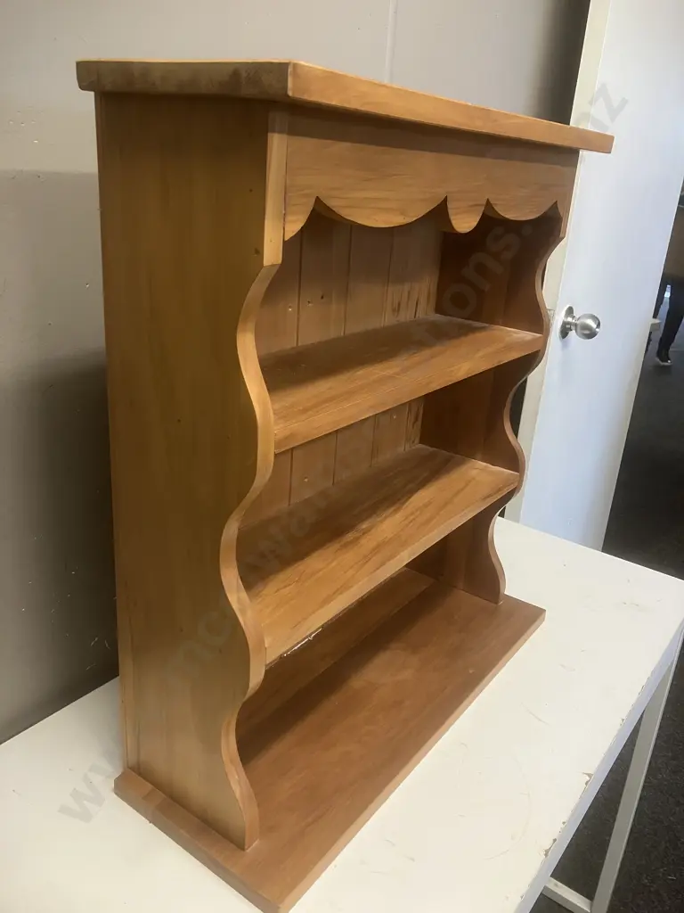 Rimu 3 Tier Wall Hung Shelf, Tongue & Groove Back. H64 W58 D22cm Image 1++