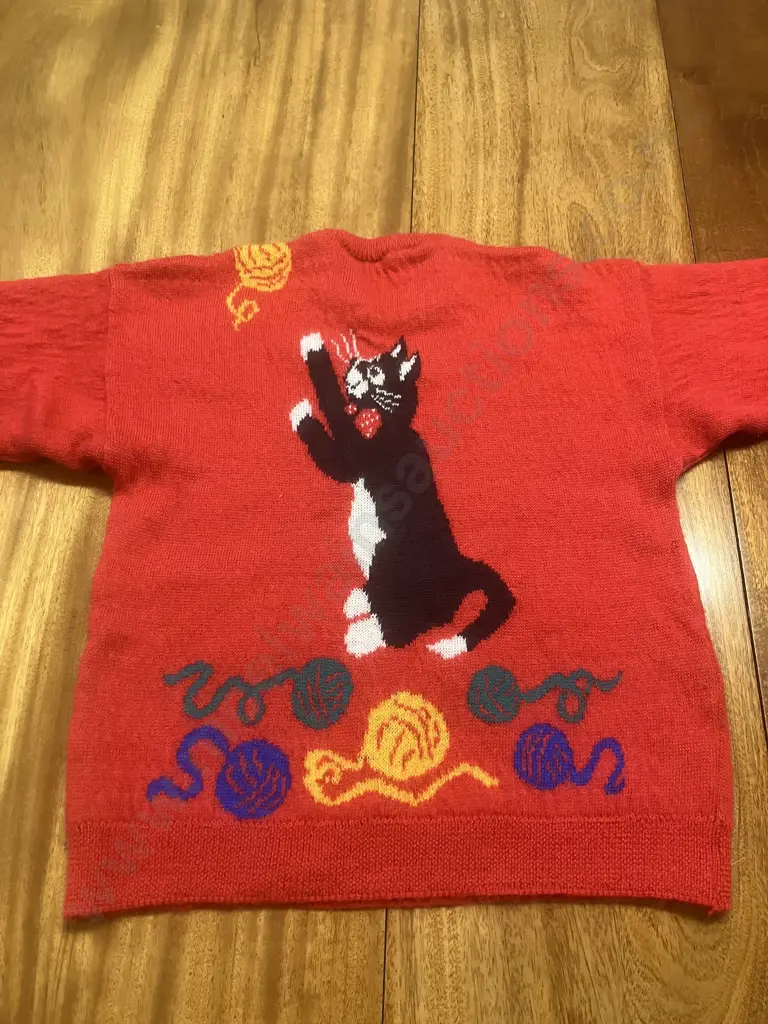Lakeland Pure New Wool Jersey With Cat & Yarn Pattern - NZ Size M Image 1++