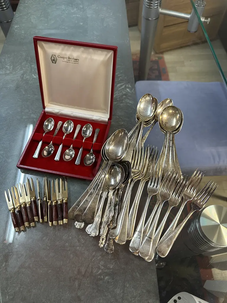 Thai Appertizer Cocktail Forks, Epns Boxed Teaspoons & Assorted Cutlery Including Ashberry, Grosvenor Etc Image 1++