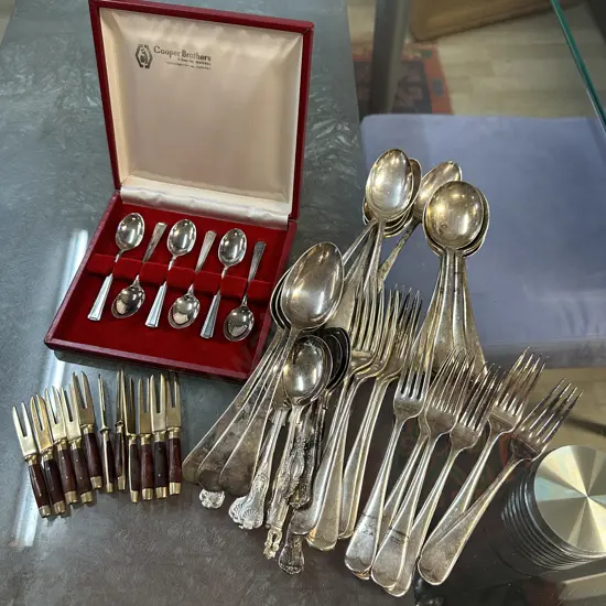 Thai Appertizer Cocktail Forks, Epns Boxed Teaspoons & Assorted Cutlery Including Ashberry, Grosvenor Etc