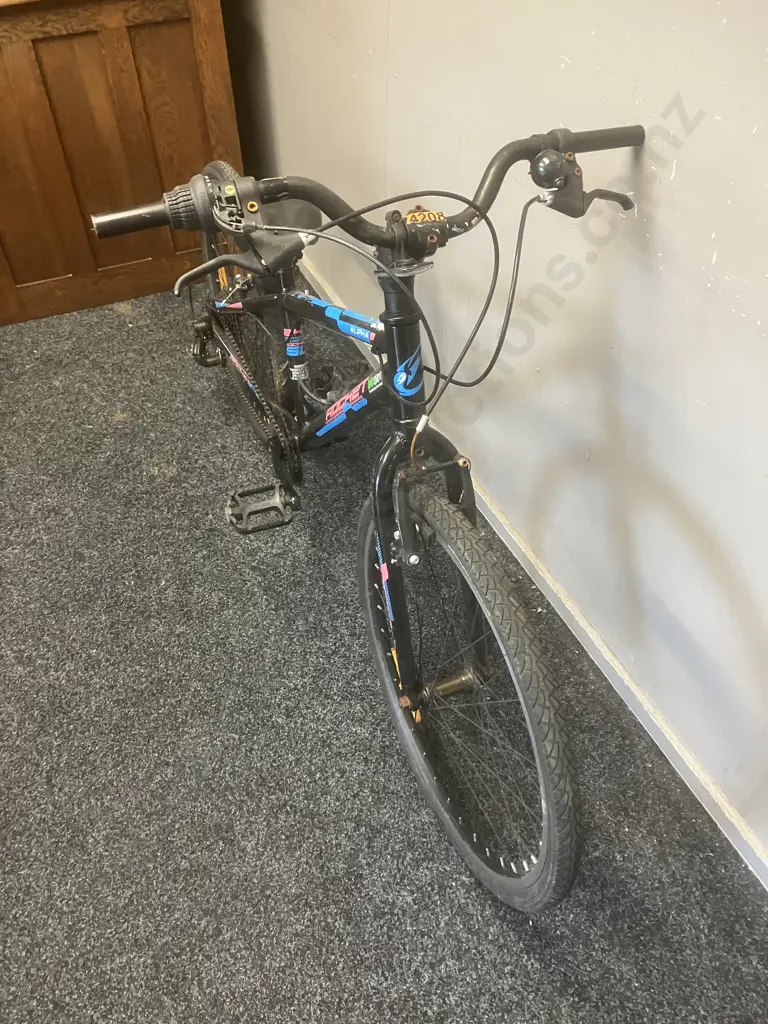 Rocket Alpha SA Blue & Black Bike Image 1++