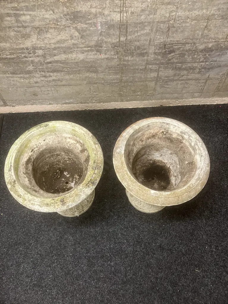 Pair of Concrete Garden Urns. 52 x 42cm Image 1++