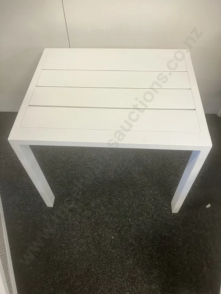 White Aluminum Outdoor Chairs With Small Table Image 1++