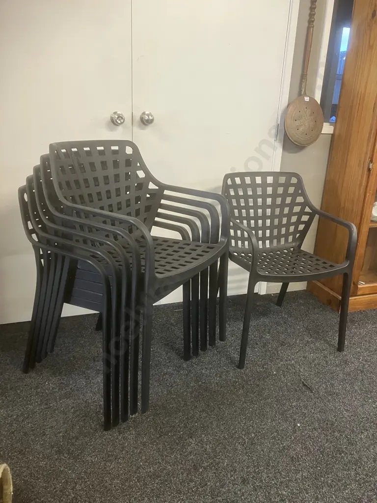 Set of 6 Black Plastic Outdoor Stacking Chairs Image 1++