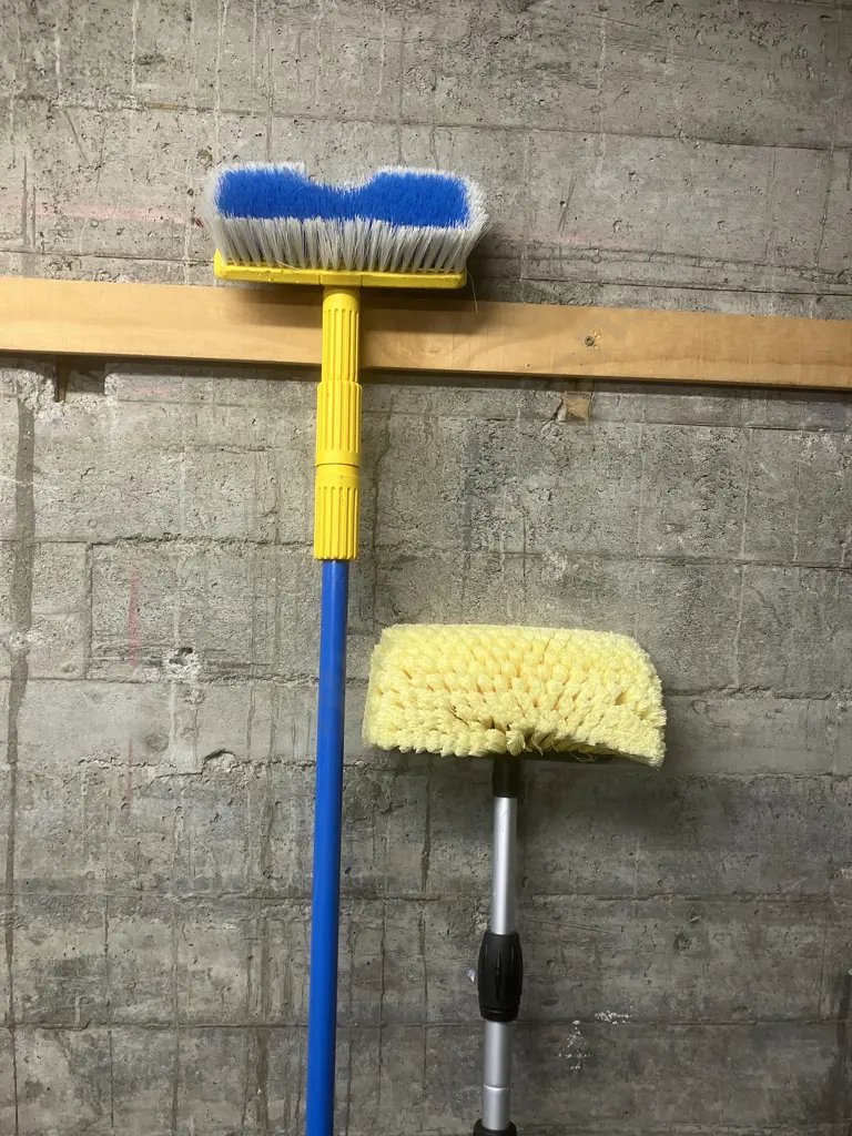 Raven Telescopic Water Brush & Telescopic Water Brush Image 1++