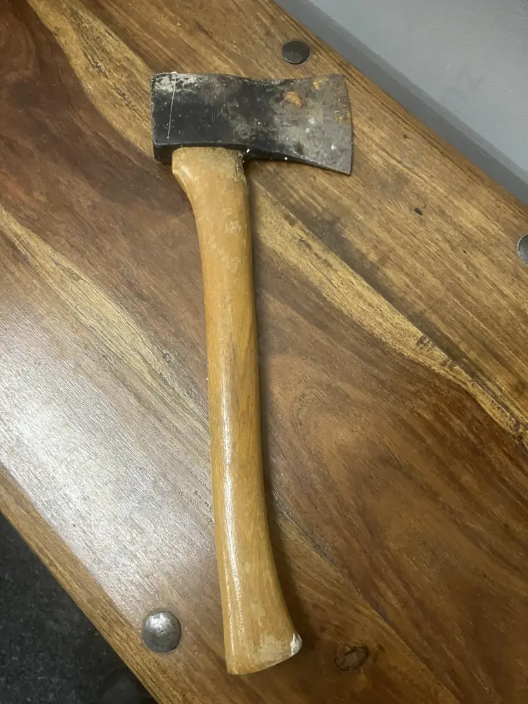 Vintage Forged 1-1/2 Lb Single Bit Axe Hatchet - L80cm Image 1++