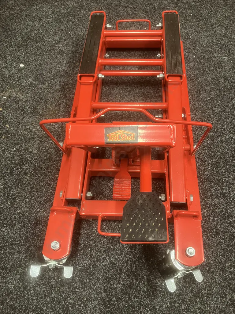 Toolshed Motorcycle Lift Image 1++