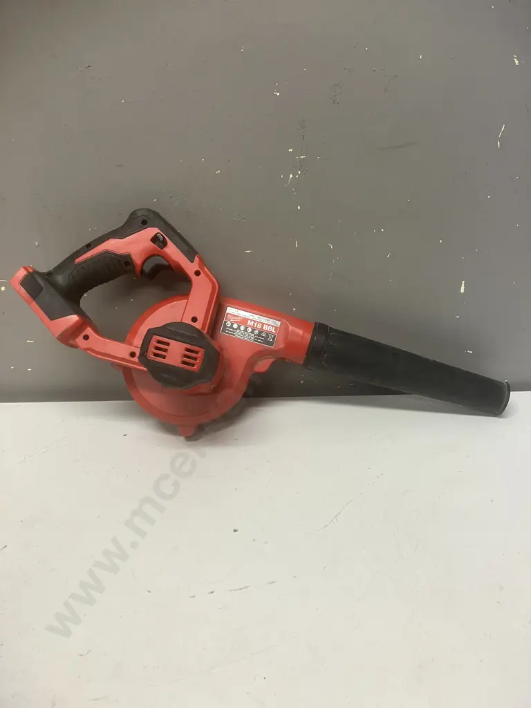 Milwaukee 18V M18 BBL Cordless Compact Blower - Skin Only Image 1++