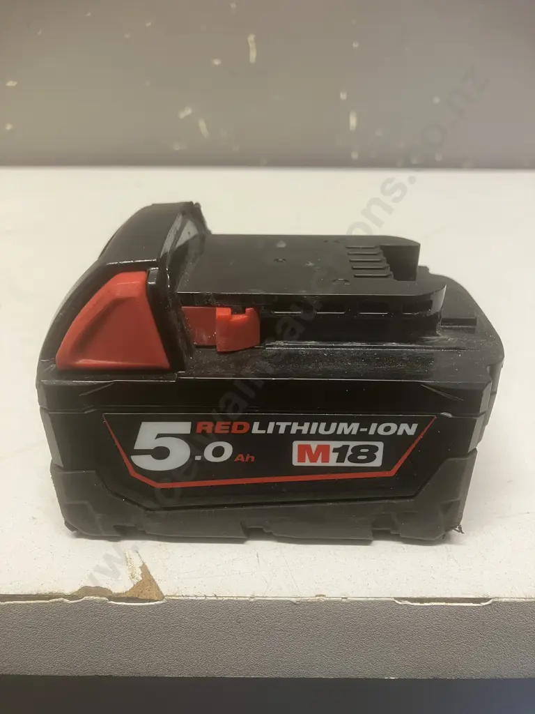 Milwaukee 5.0Ah Red Lithium-Ion M18 Battery Image 1++