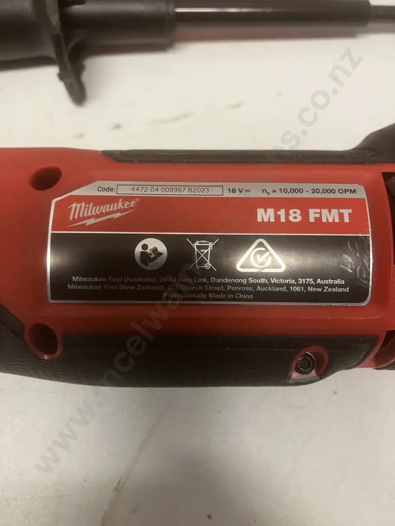 Milwaukee 18V M18 FMT Cordless Multi Tool Skin, Milwaukee Storage Box & Accessories Image 1++