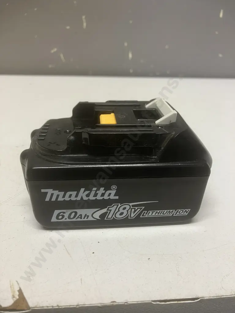Makita 18V 6.0Ah Battery BL1860B Image 1++