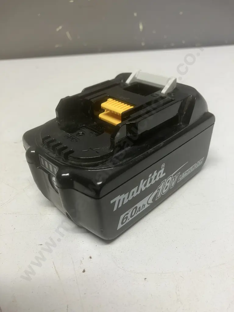 Makita 18V 6.0Ah Battery BL1860B Image 1++