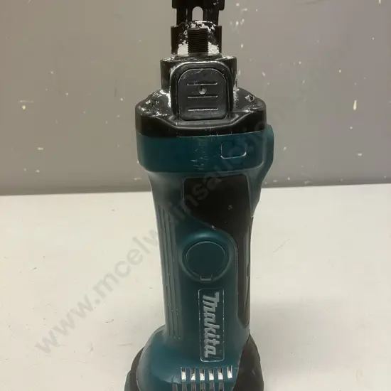 Makita DCO180 18V LXT Cordless Cut Out Tool - Skin Only
