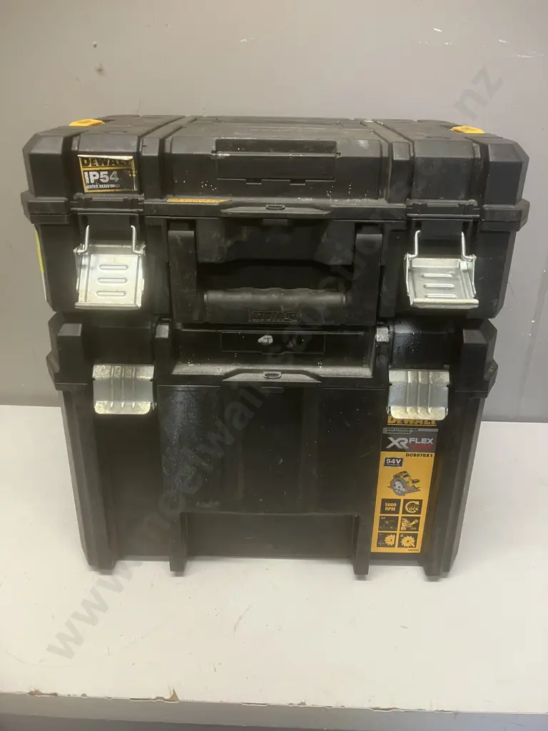 DeWalt Plastic Tool Boxes x 2 Image 1++