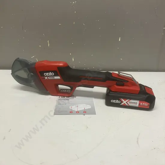 Ozito 18V PXPRU-0178 LI-ion Pruning Shears With 2.5Ah Battery (No Charger)