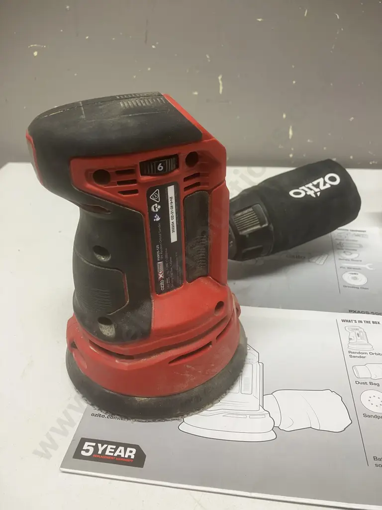 Ozito 18V PXROS-125 Random Orbital Sander Skin & PXAGS-500 Angle Grinder Skin With Manuals Image 1++