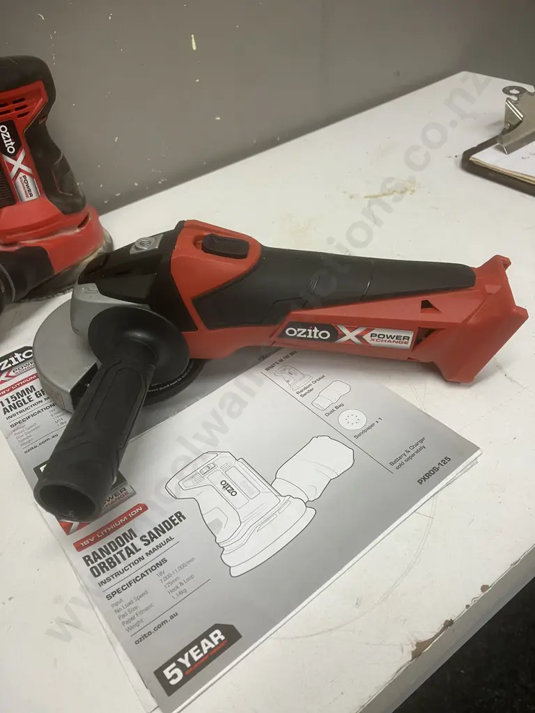 Ozito 18V PXROS-125 Random Orbital Sander Skin & PXAGS-500 Angle Grinder Skin With Manuals Image 1++