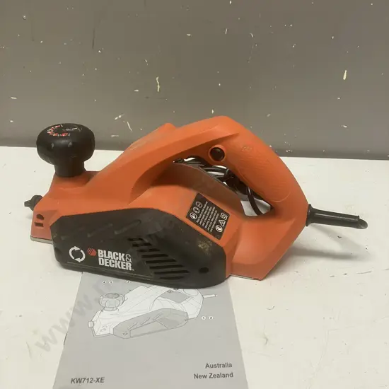 Black & Decker 650W Rebating Planer - Type 2 KW712-XE With Manual