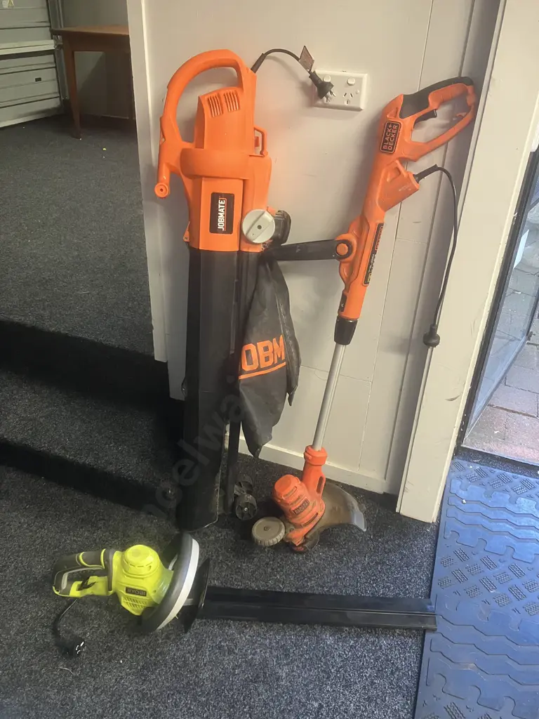 Electric Garden Tools - Jobmate Blower Vac, B&D Line Trimmer, Ryobi Hedge Trimmer Image 1++