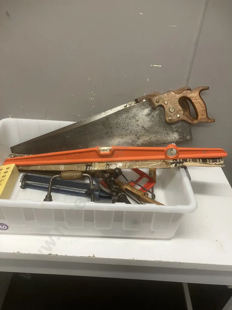 Tools - Disston & Kanzo Saws, BMI Spirit Level, Etc Image 1++