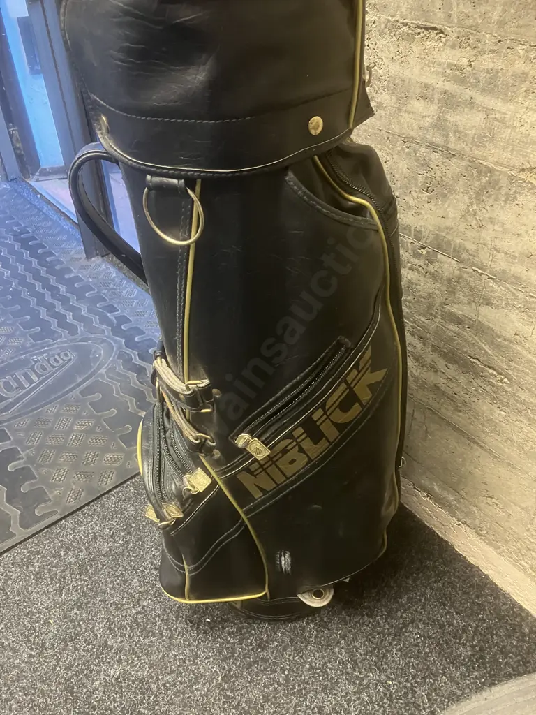 Golf Clubs In NIBLICK Bag With Trundler Image 1++