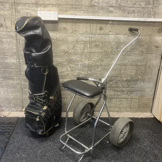 Golf Clubs In NIBLICK Bag With Trundler