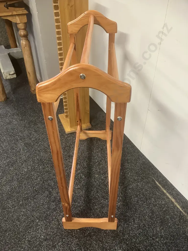 Freestanding Towel Rail & CD Rack Image 1++